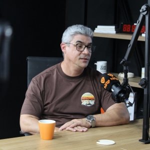 Paixão sobre rodas: o universo do antigomobilismo em destaque no Primeiro Clic Podcast