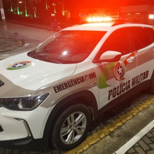 Criminosos furtam R$ 14 mil de comércio durante a madrugada