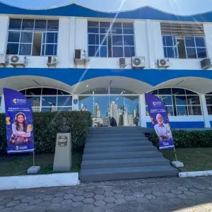 Criminosos se passam por fiscais municipais para cobrar valores falsos