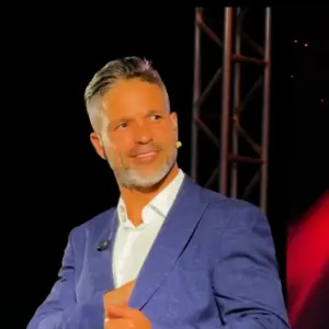 Feras Academia comemora 20 anos com palestra de Diego Ribas em Tijucas