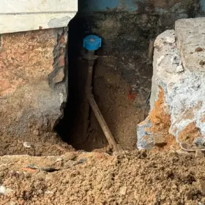 Ligação clandestina de água é descoberta em empresa após denúncia anônima