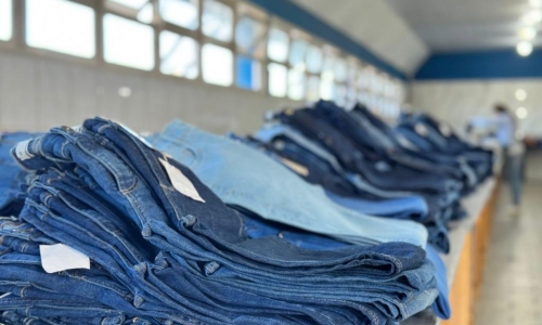Mega Feirão do Jeans começa nesta sexta, em Tijucas, com preços de fábrica