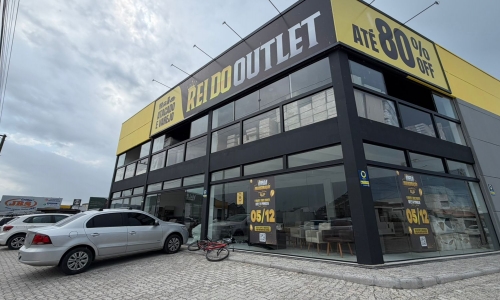 VÍDEO | Rei do Outlet inaugura em Tijucas nesta sexta-feira com descontos de até 80%