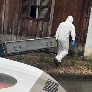 Homem é encontrado morto dentro de residência em situação misteriosa