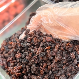 Uvas-passas, ameixas e frutas cristalizadas ganham espaço na ceia de Natal; saiba onde encontrar