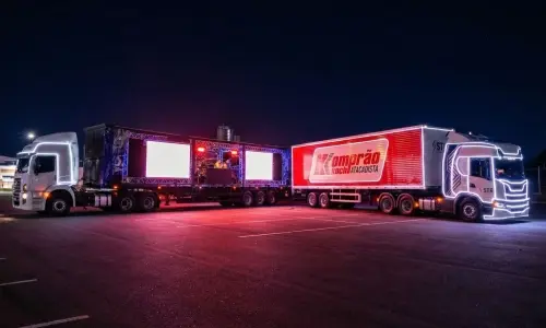VÍDEO | Komprão leva Carreta de Verão a cidade da região com shows gratuitos