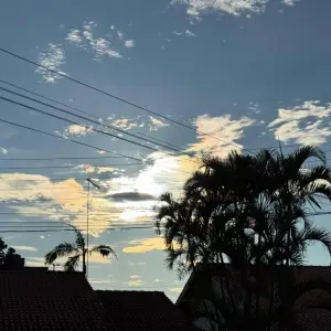 Semana começa com calor, mas temporais elevam risco de alagamentos 