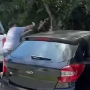 Ataque a veículo gera tensão no acesso a Bombinhas durante cobrança da TPA