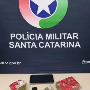 TRÁFICO DE DROGAS | Homem é preso com mais de meio quilo de maconha 