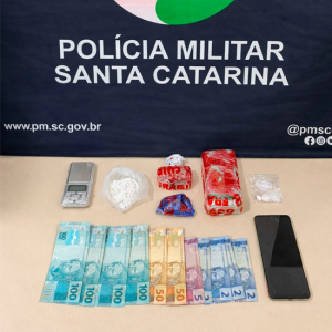 GARÇOM DO TRÁFICO | Preso com grande quantidade de drogas em cidade da região 