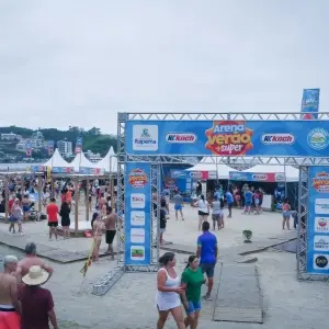 Arena Verão inicia programação gratuita em Itapema nesta quarta-feira