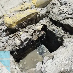 Prefeitura lacra prédios à beira-mar e intensifica cerco contra esgoto irregular