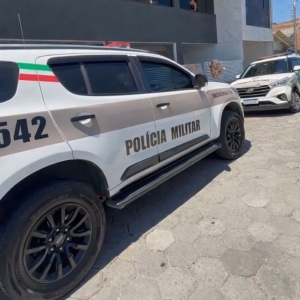 Adolescente de 15 anos é encontrada morta em kitnet em Tijucas