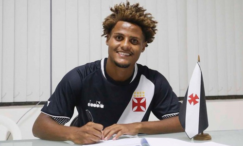 Do vasco para o Quadricolor; novo atacante assina com time da região 