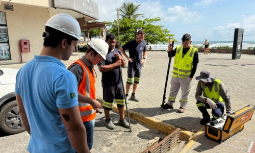 Robô entra nas galerias e investiga irregularidades na drenagem em cidade da região