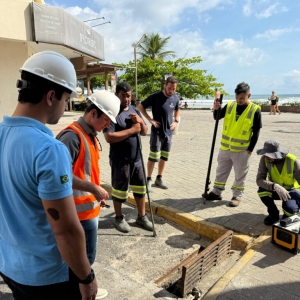 Robô entra nas galerias e investiga irregularidades na drenagem em cidade da região