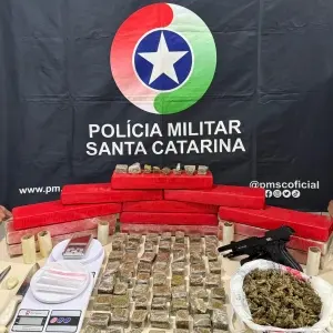 BMW de luxo vira peça-chave em mega apreensão de drogas no Vale do Rio Tijucas