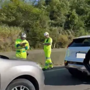 FILA NA BR | Colisão próximo a posto da PRF provoca filas em Itapema