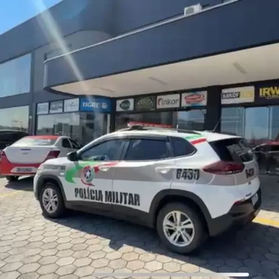 URGENTE: Loja de materiais de construção em Tijucas é assaltada a mão armada