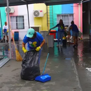 Força-tarefa transforma escolas e corre contra o tempo para início das aulas 