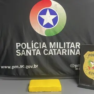 Operação intercepta carro com 1 kg de cocaína e suspeito acaba preso em flagrante