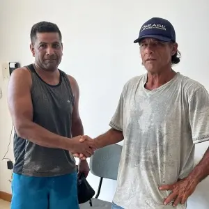 Morador de rua devolve carteira com dinheiro e emociona morador de Canelinha