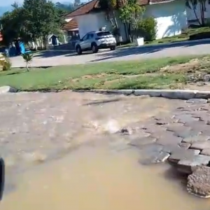 ALERTA | Rompimento de adutora é registrado no Porto da Itinga e pode provocar falta de água em Tijucas