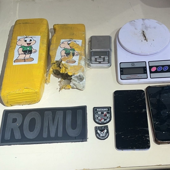 Patrulhamento preventivo termina com apreensão de 1,3 kg de maconha