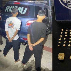 Trio é preso por tráfico após esconder drogas na areia da Praia Central