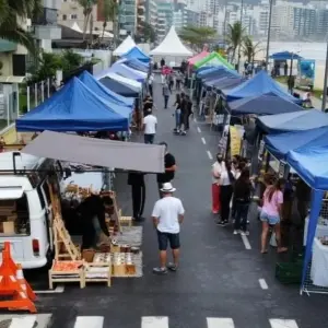 Feira Cultura em Movimento estreia em 2026 com programação na beira-mar