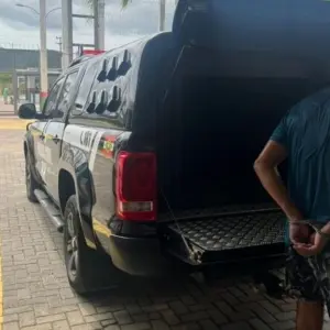 Homem com ordem judicial para mais de 8 anos por estupro é preso