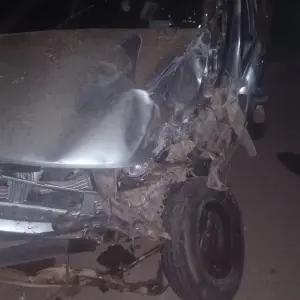 Carro invade contramão e provoca acidente com três feridos graves na SC-410