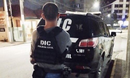 Homem é preso suspeito de abastecer pontos de venda de drogas 