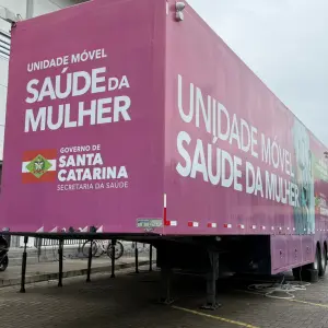 Carreta da Saúde da Mulher realiza exames de prevenção em Itapema