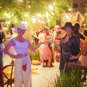 VEJA AS FOTOS | Jantar do dia da Mulher em Tijucas | Parte I