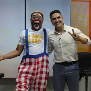 Palhaço Birita faz participação especial no Jornal Vip