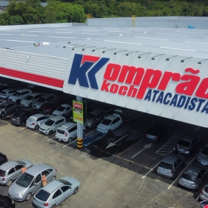 Grupo Koch inaugura nova loja do Komprão em Camboriú na próxima quinta; saiba detalhes