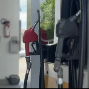 ASSISTA ▶️ | Preço dos combustíveis sobe e setor alerta para restrição na compra por postos