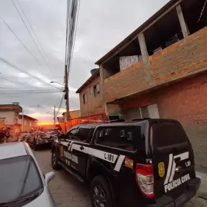 Ação integrada mobiliza forças policiais em comunidade e em pontos estratégicos