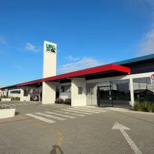 ASSISTA ▶️ | Moradores de Tijucas buscam atendimento em UPA de cidade vizinha