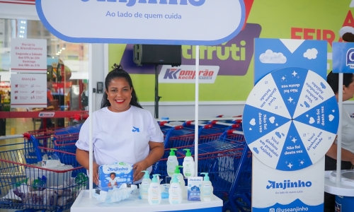 Parentex leva marca Anjinho para inauguração de supermercado e apresenta nova fase com foco em famílias reais