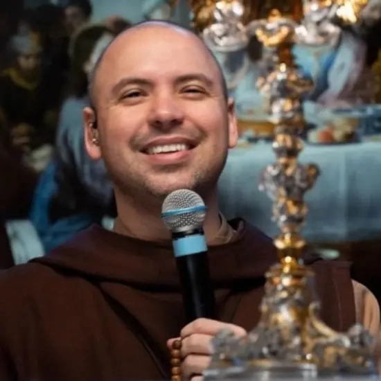 Sexta-feira Santa de Itapema contará com Frei GIlson e vigília ao nascer do sol na orla