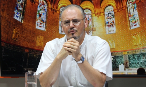 Assista a mensagem do Tarde de Fé desta segunda-feira, 30 de março, com Padre Elizandro Scarsi