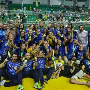 Abel Moda Vôlei, de Brusque, conquista título inédito da Superliga B Feminina