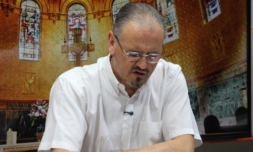 Mensagens de fé e oração com Padre Elizandro para sua terça-feira, 31 de março