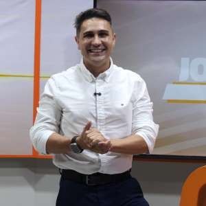 Notícias na hora do almoço; assista Jornal Vip desta quarta-feira; 01 de abril