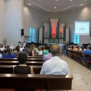 Programação da Sexta-feira Santa é destaque em entrevista com Padre Elizandro Scarsi em Tijucas