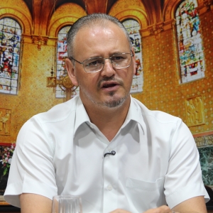 Padre Elizandro Scarsi traz palavra de esperança nesta segunda-feira, 06 de março