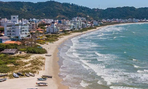 Praia de Palmas registra 103 afogamentos em janeiro e figura entre as mais perigosas de SC