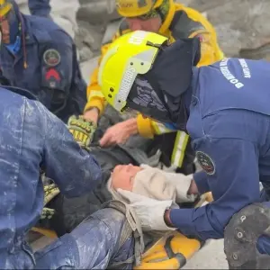 Simulado do Grupo de Resposta a Desastres treina bombeiros em ambiente industrial